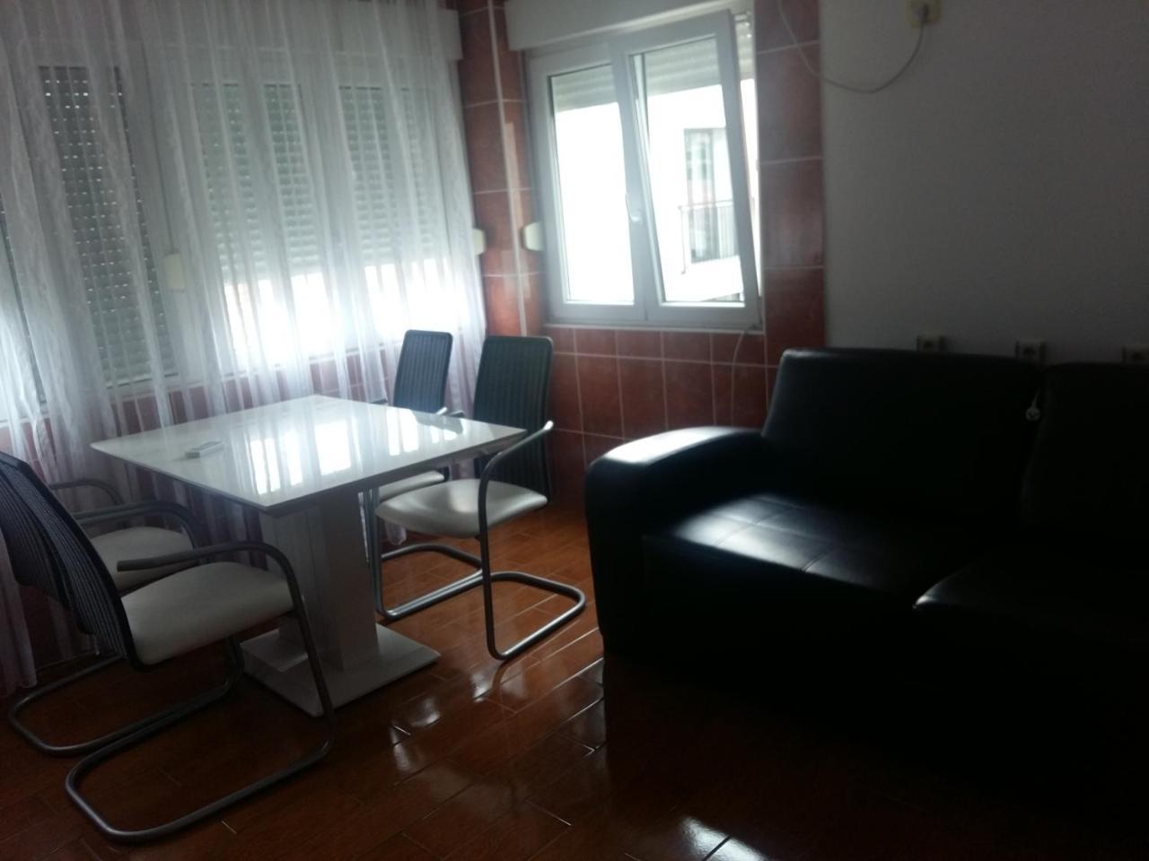 Lazar Apartments Petrovac ภายนอก รูปภาพ