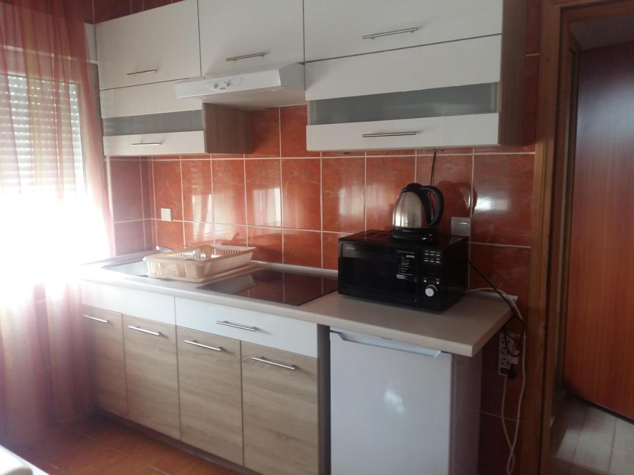 Lazar Apartments Petrovac ภายนอก รูปภาพ