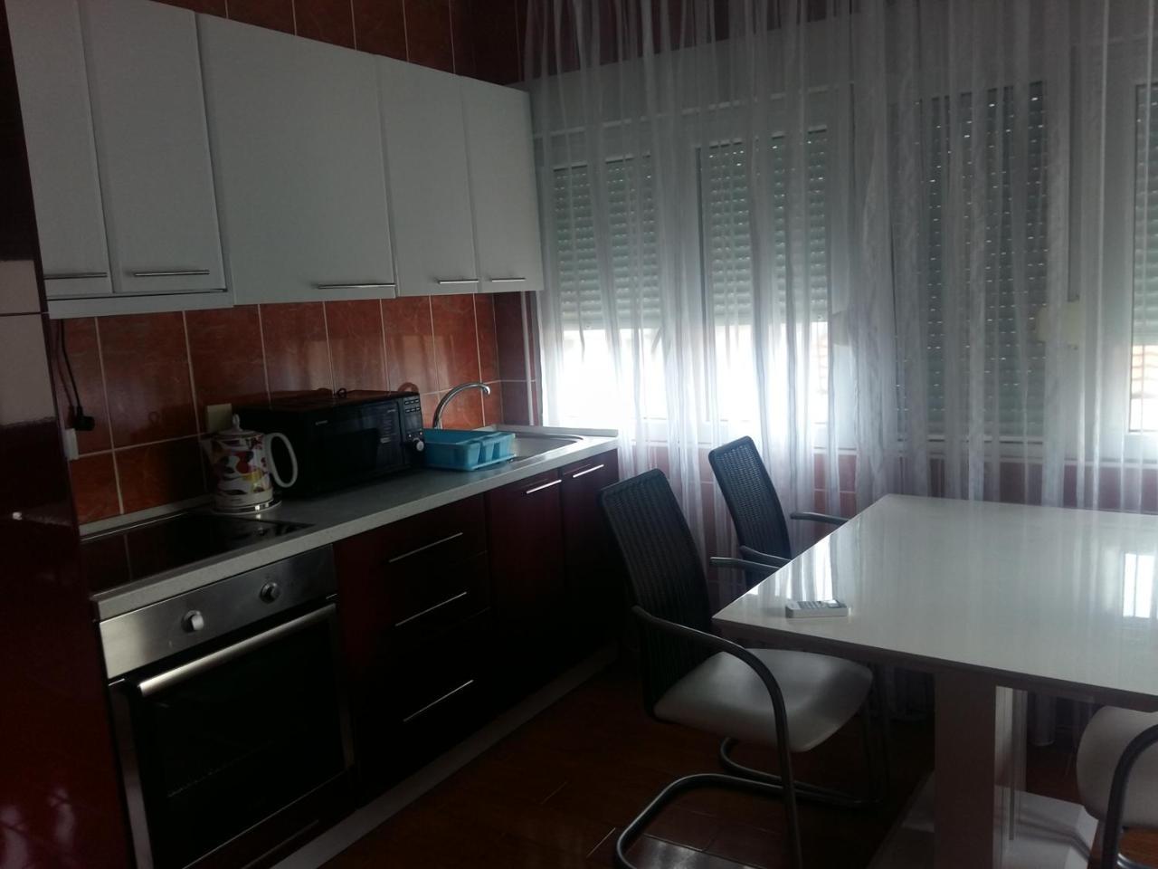 Lazar Apartments Petrovac ภายนอก รูปภาพ
